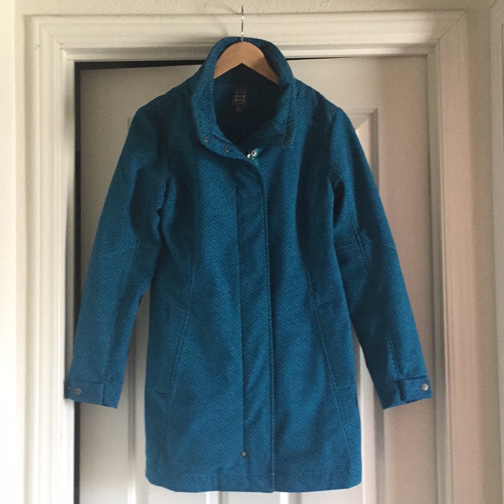 Title nine coat